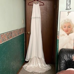 New Paloma Blanco open back wedding gown